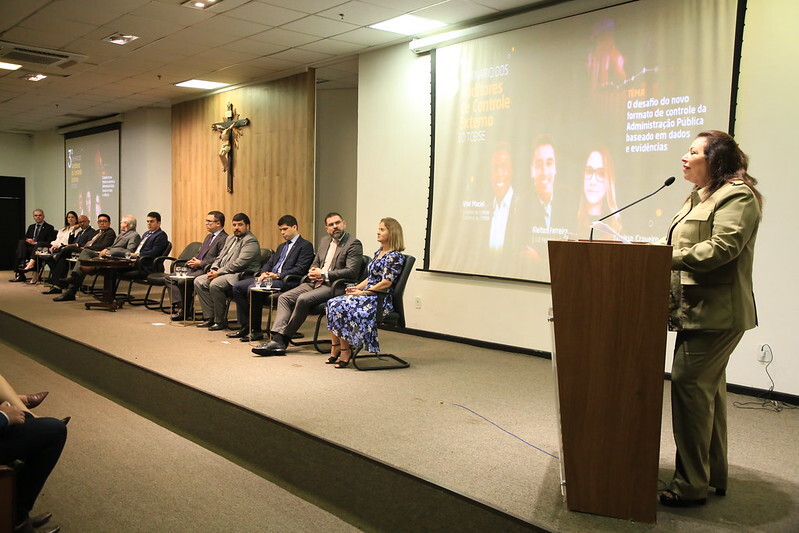 53827035202 24e124bc43 c