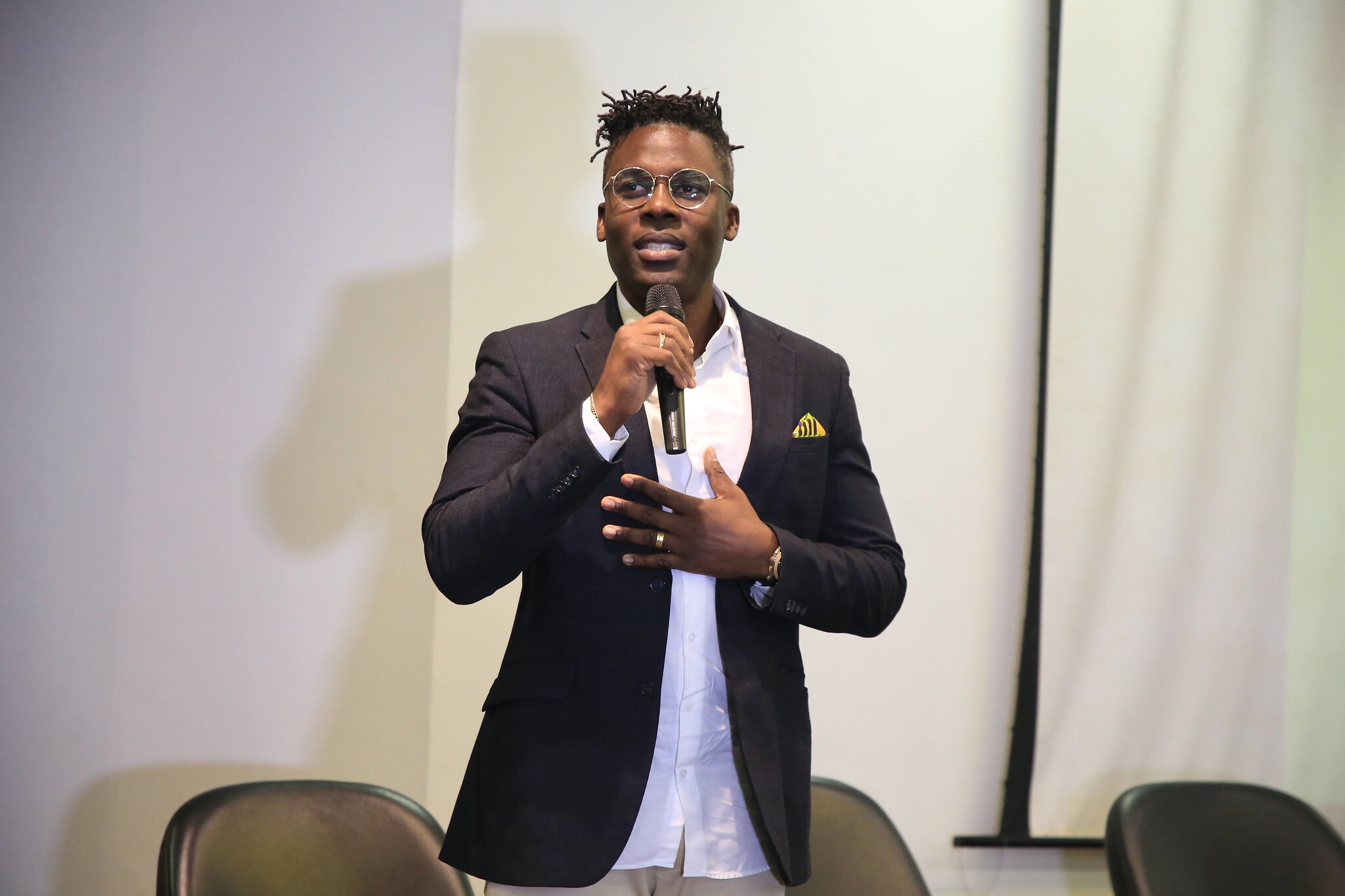 53828868549 c3f7e33ebf k